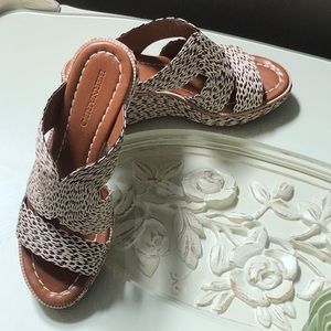 Bernardo Kaia Rafia Wedge Sandals